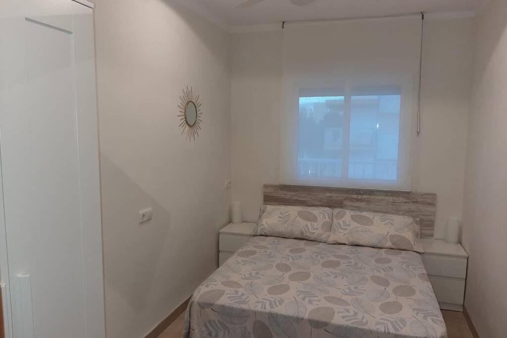 Estudio recién reformado muy cerca del mar Playa de Gandia Esterno foto